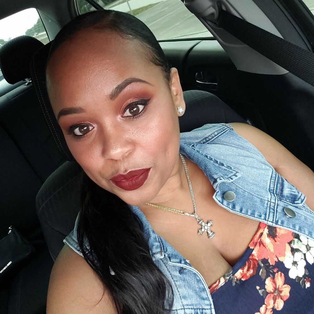 Meet your Posher, Keisha